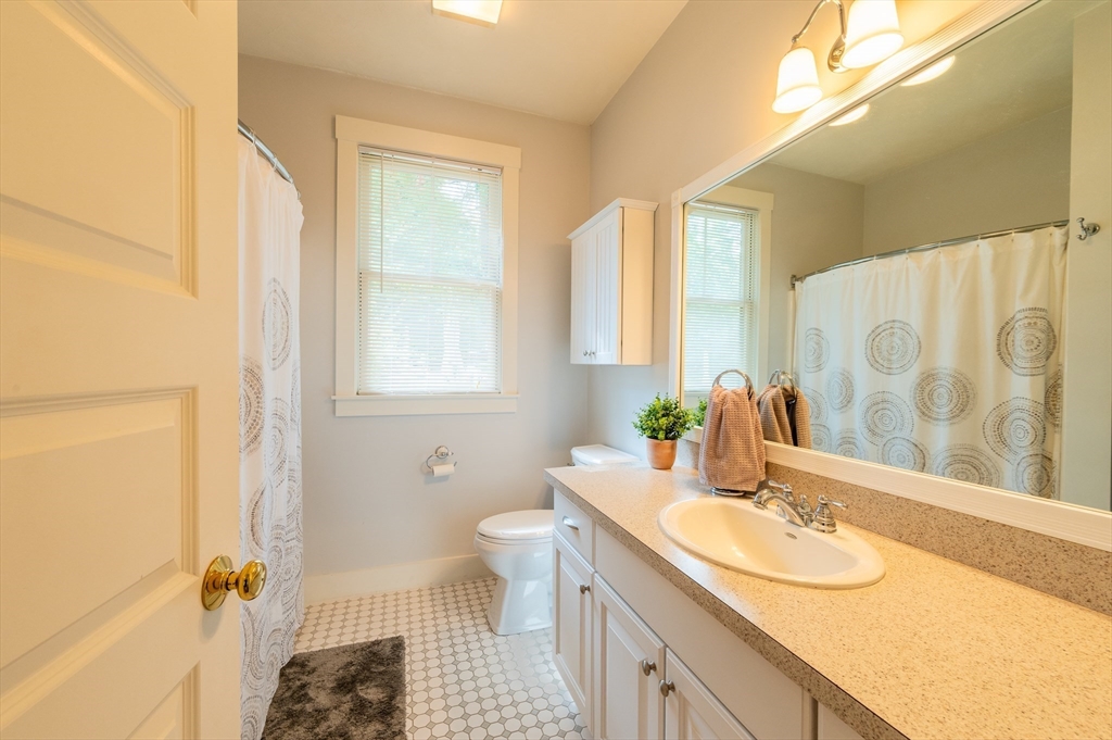 1 Whispering Pines Rd # 1