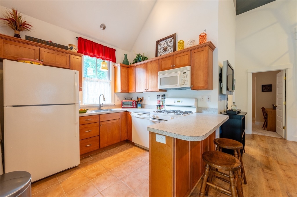 1 Whispering Pines Rd # 1