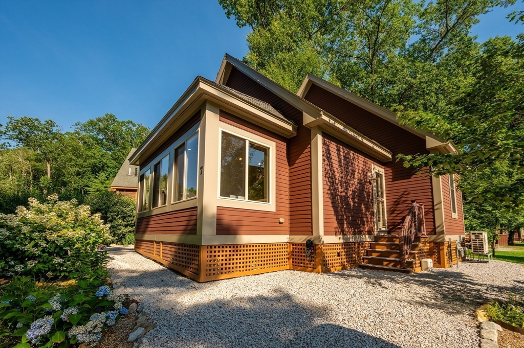 7 White Pine Knl # 7