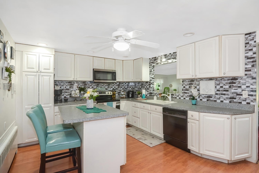 9 Flagg Drive