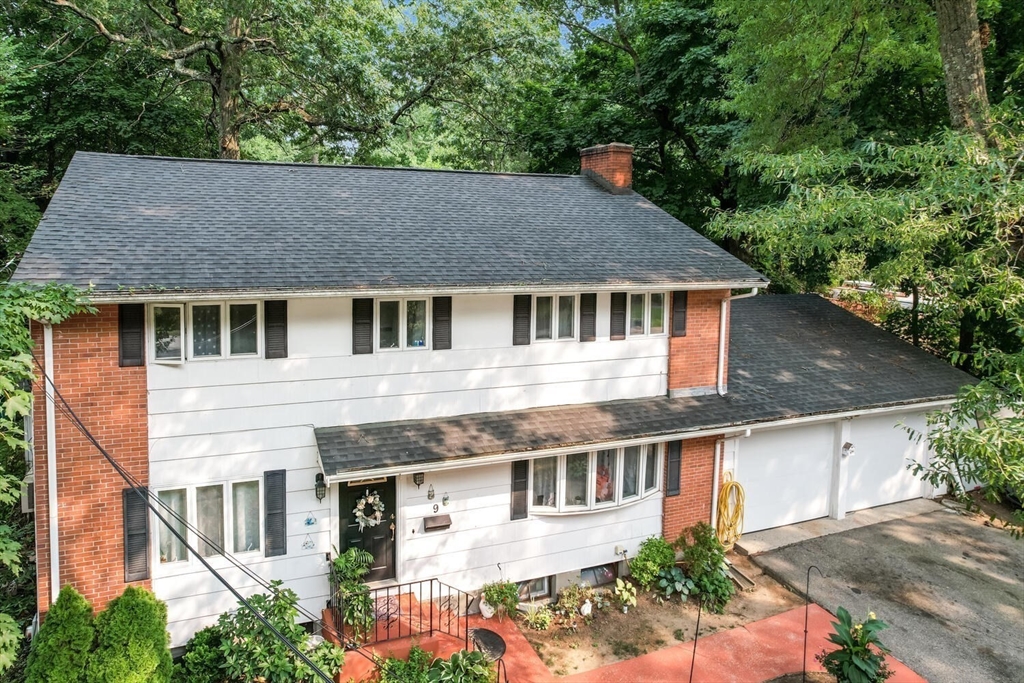 9 Flagg Drive