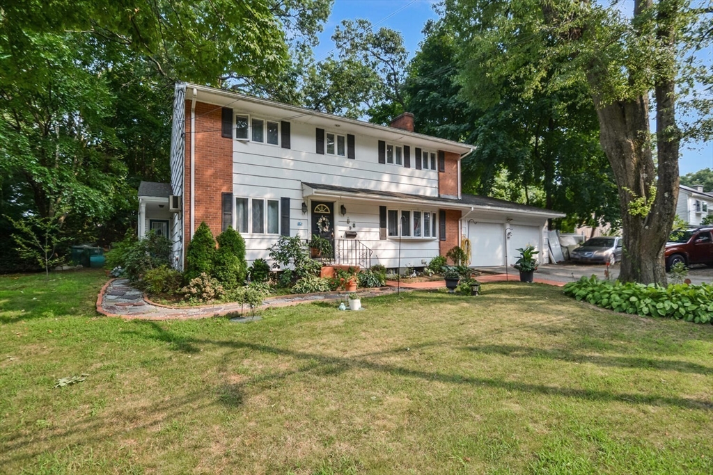 9 Flagg Drive