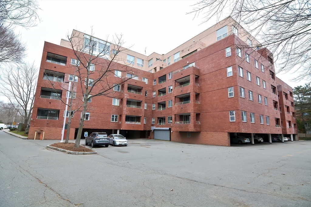 50 Watertown Street Unit: 408