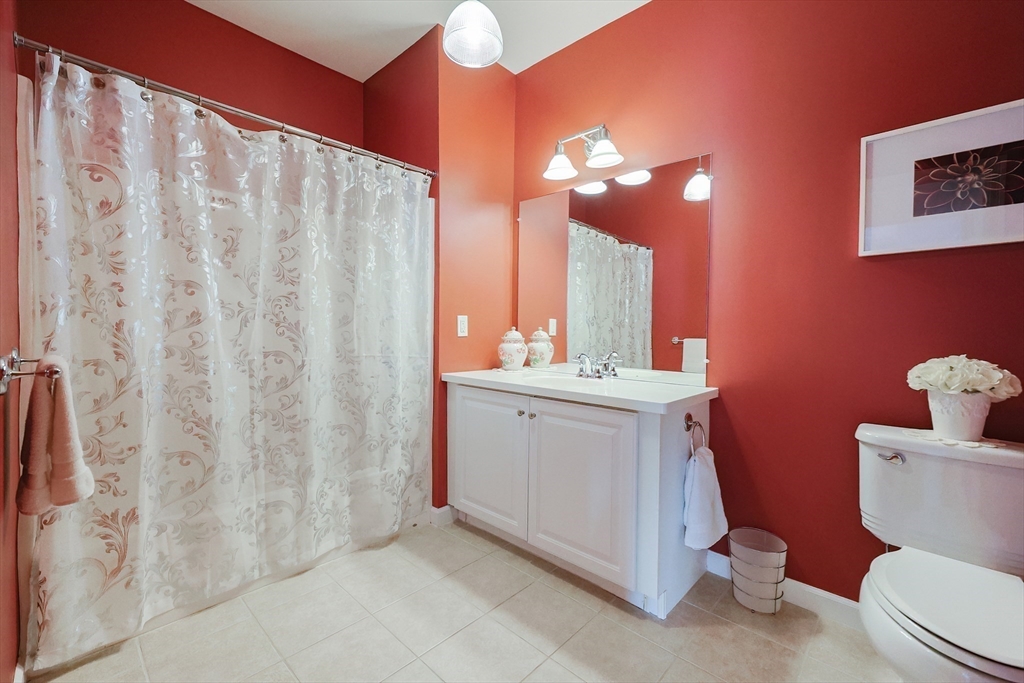 53 Bartlett Way # 1207