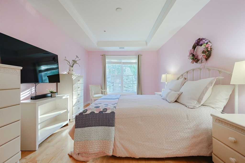 53 Bartlett Way # 1207