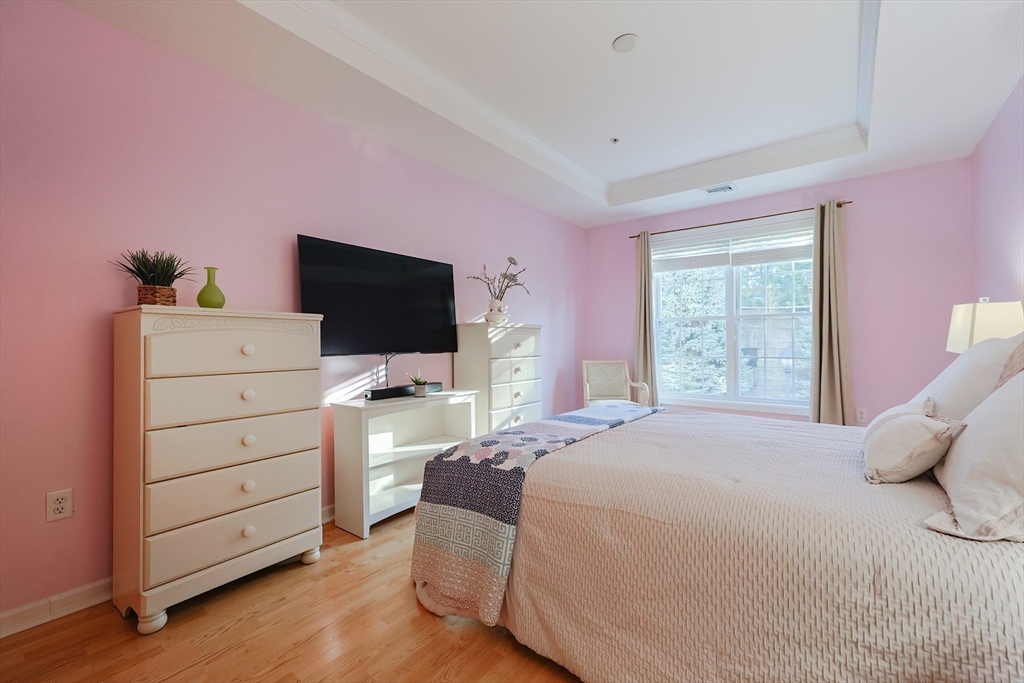 53 Bartlett Way # 1207