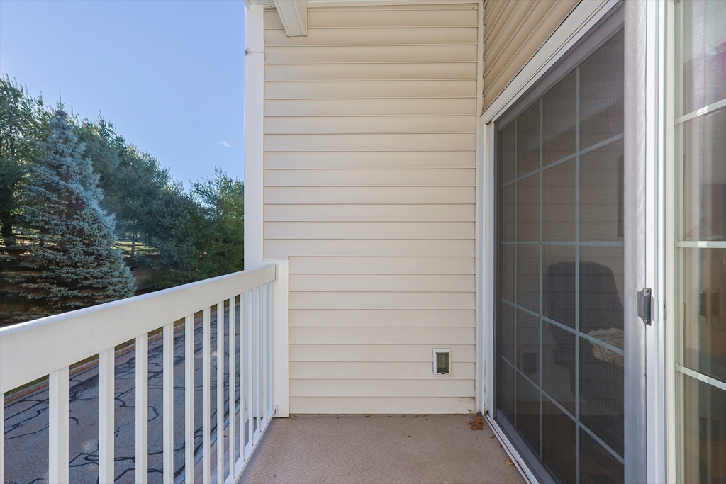 53 Bartlett Way # 1207