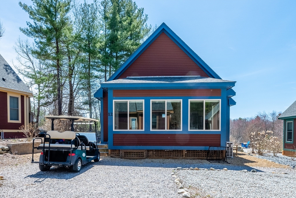 12 Farmhouse Row # 12