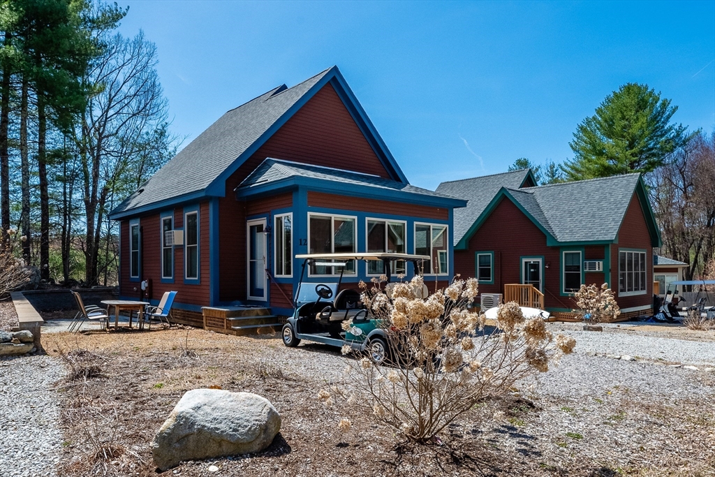 12 Farmhouse Row # 12