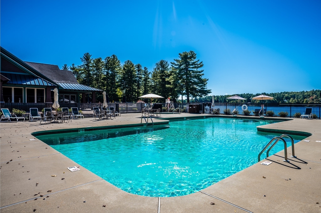 12 Farmhouse Row # 12