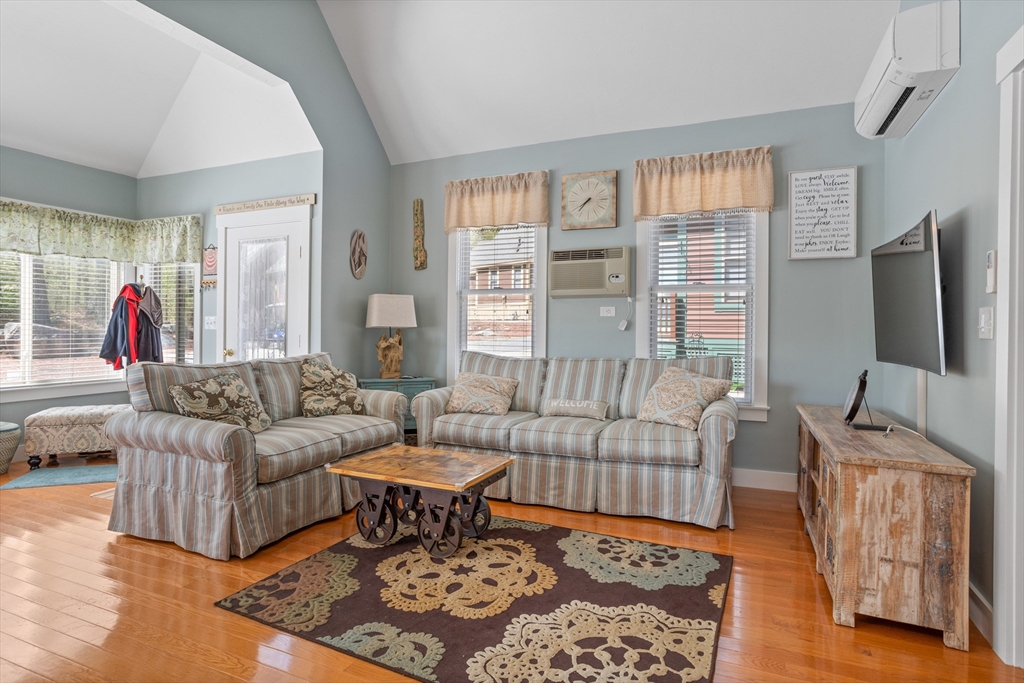 5 Lazy Day Drive # 5