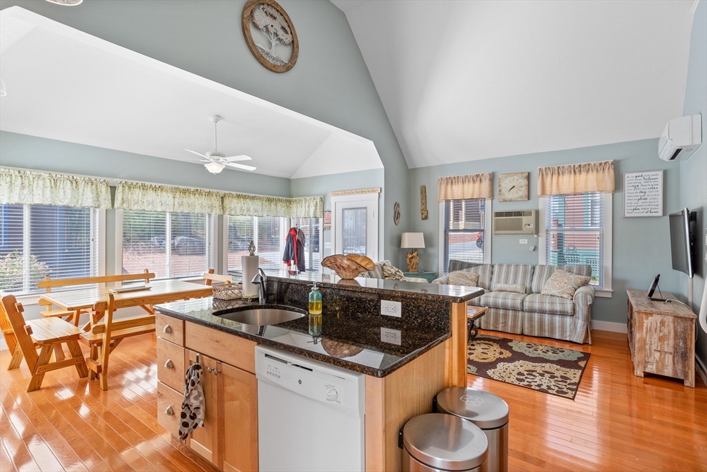 5 Lazy Day Drive # 5