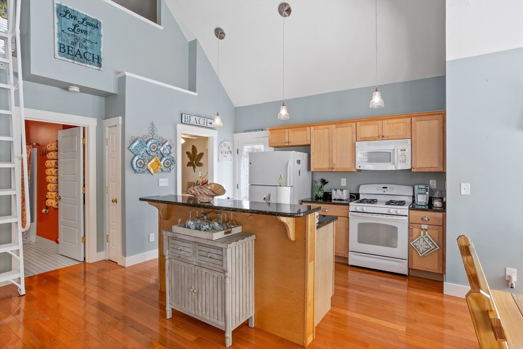 5 Lazy Day Drive # 5