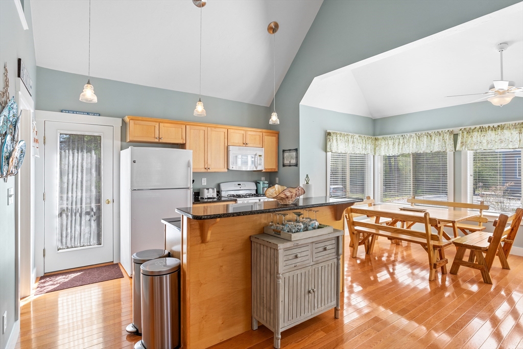 5 Lazy Day Drive # 5