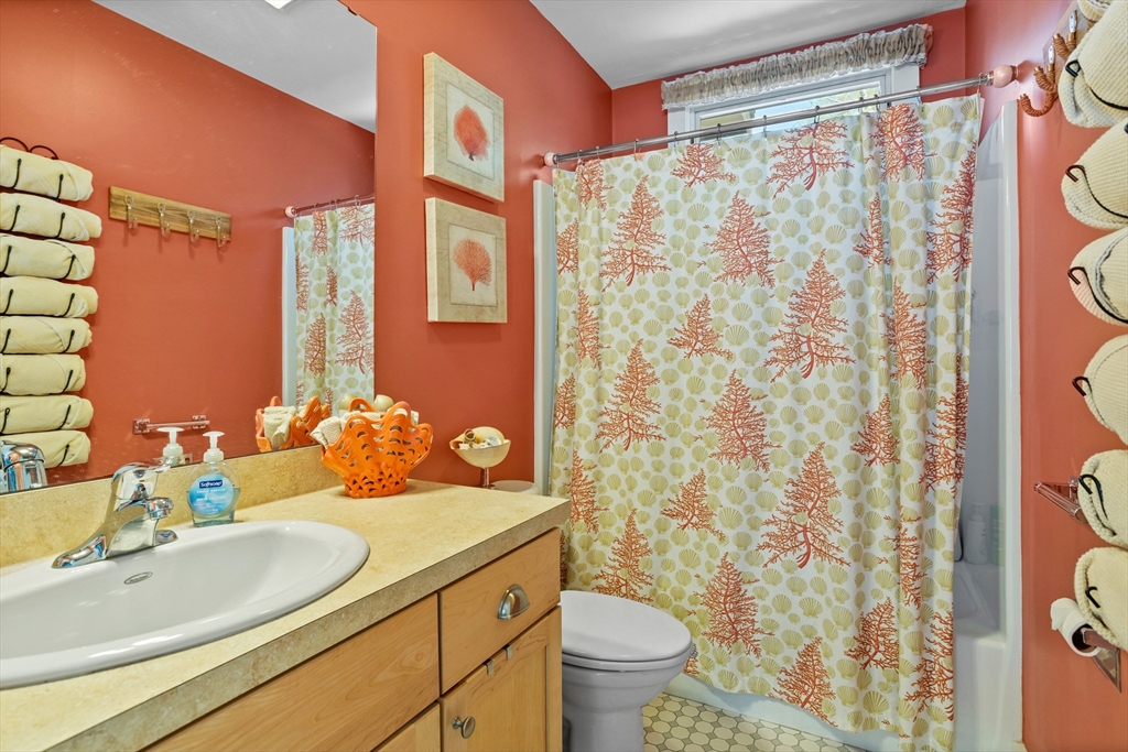 5 Lazy Day Drive # 5