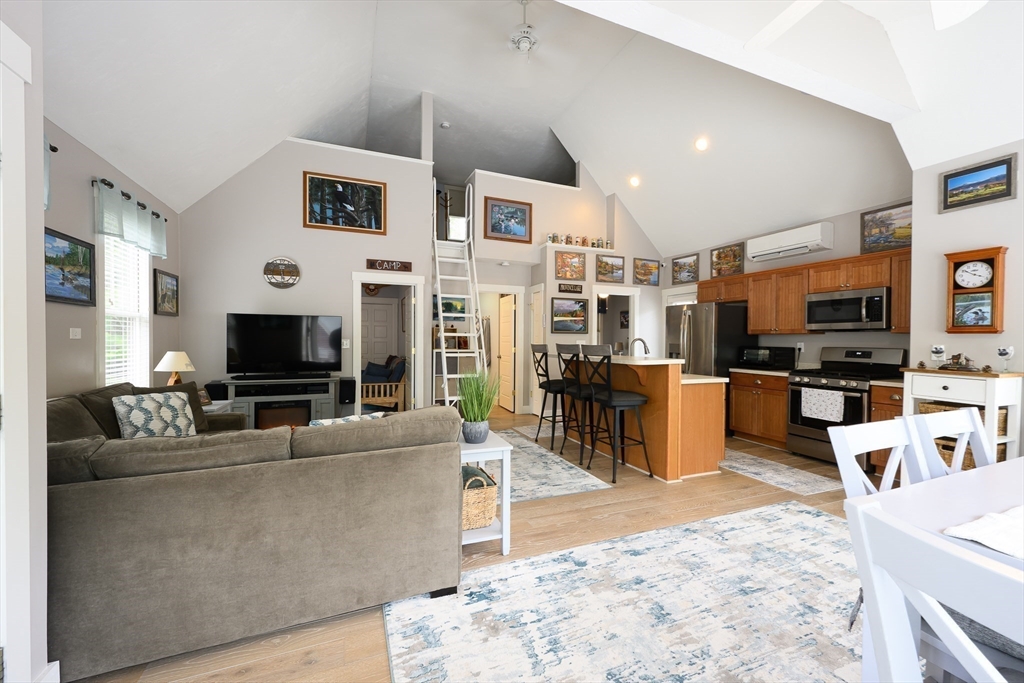 16 White Pine Knl # 199