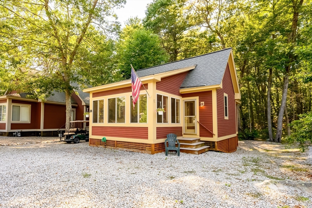 28 Whispering Pines Rd # 28