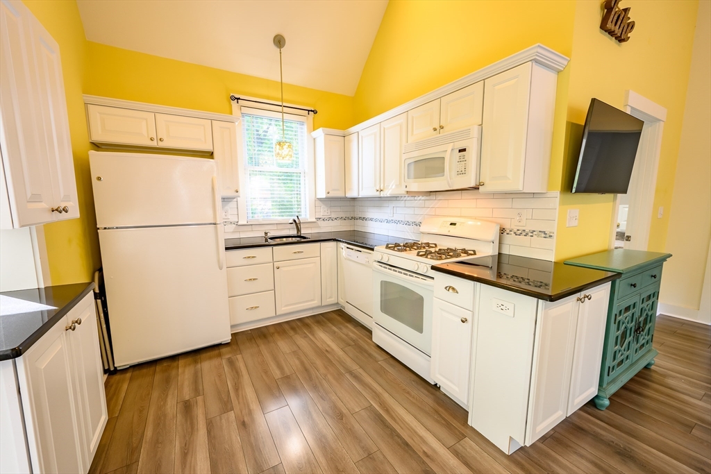 17 White Pine Knl # 17