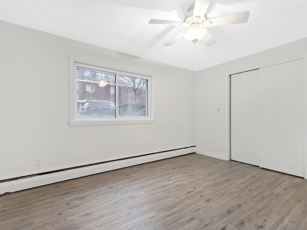 60 Lionel Ave # B