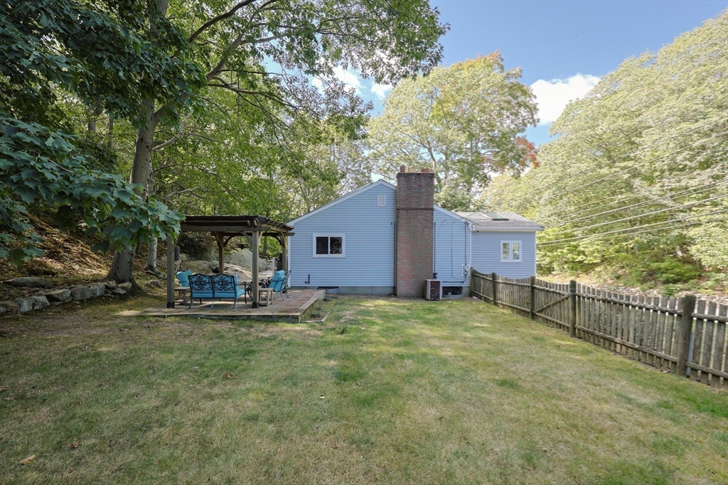 309 Paradise Road