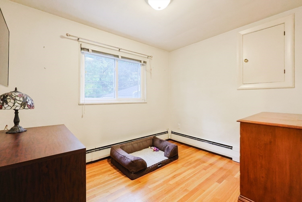 309 Paradise Road