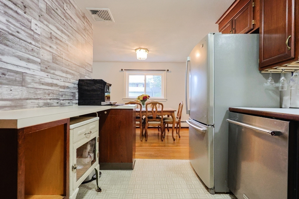 309 Paradise Road
