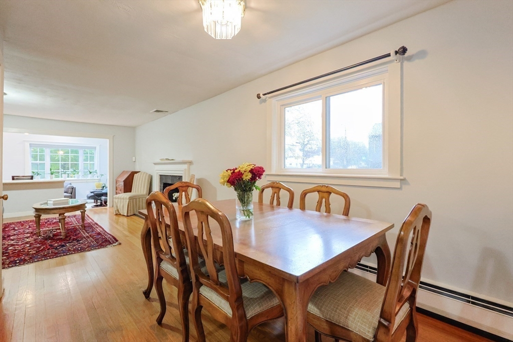 309 Paradise Road