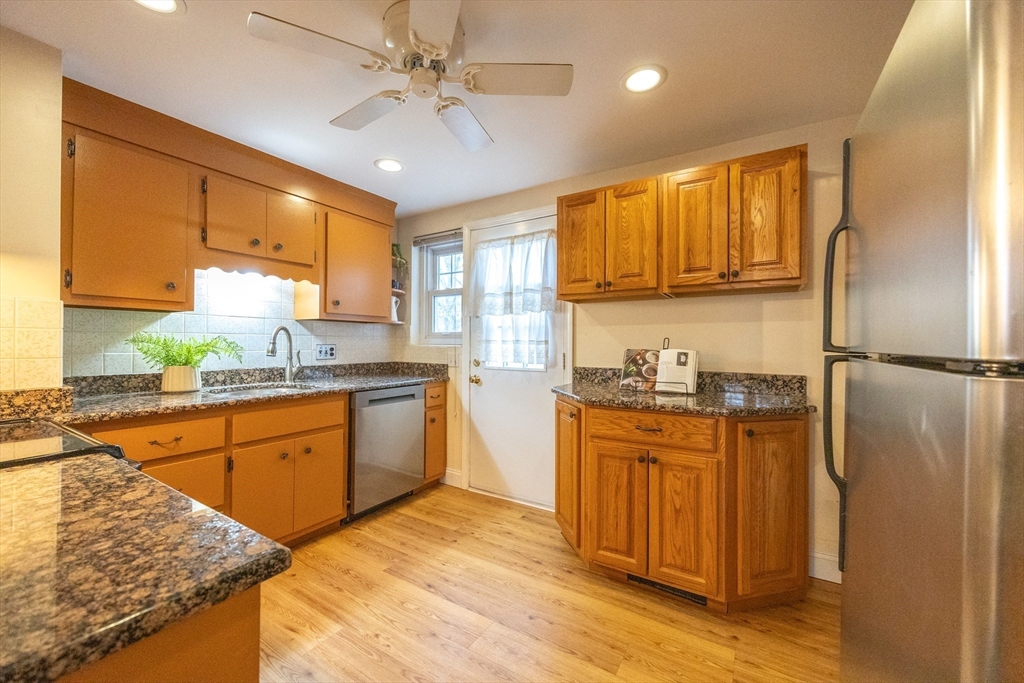 143 Emerson Gardens Rd # 143