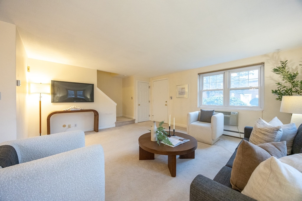 143 Emerson Gardens Rd # 143