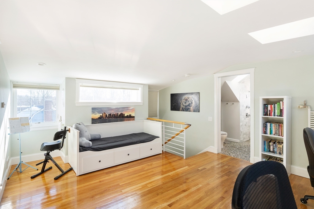 305 Webster St. # 2