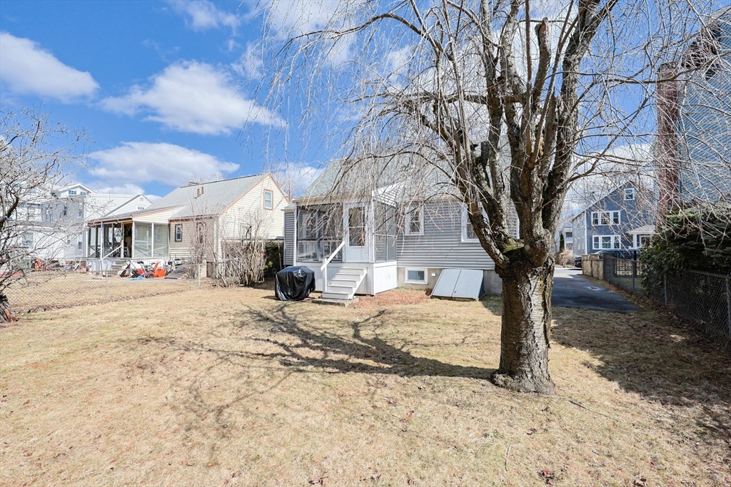 95 Rutland St