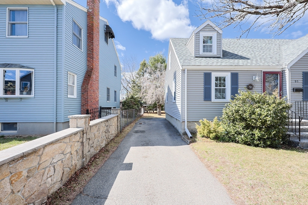 95 Rutland St