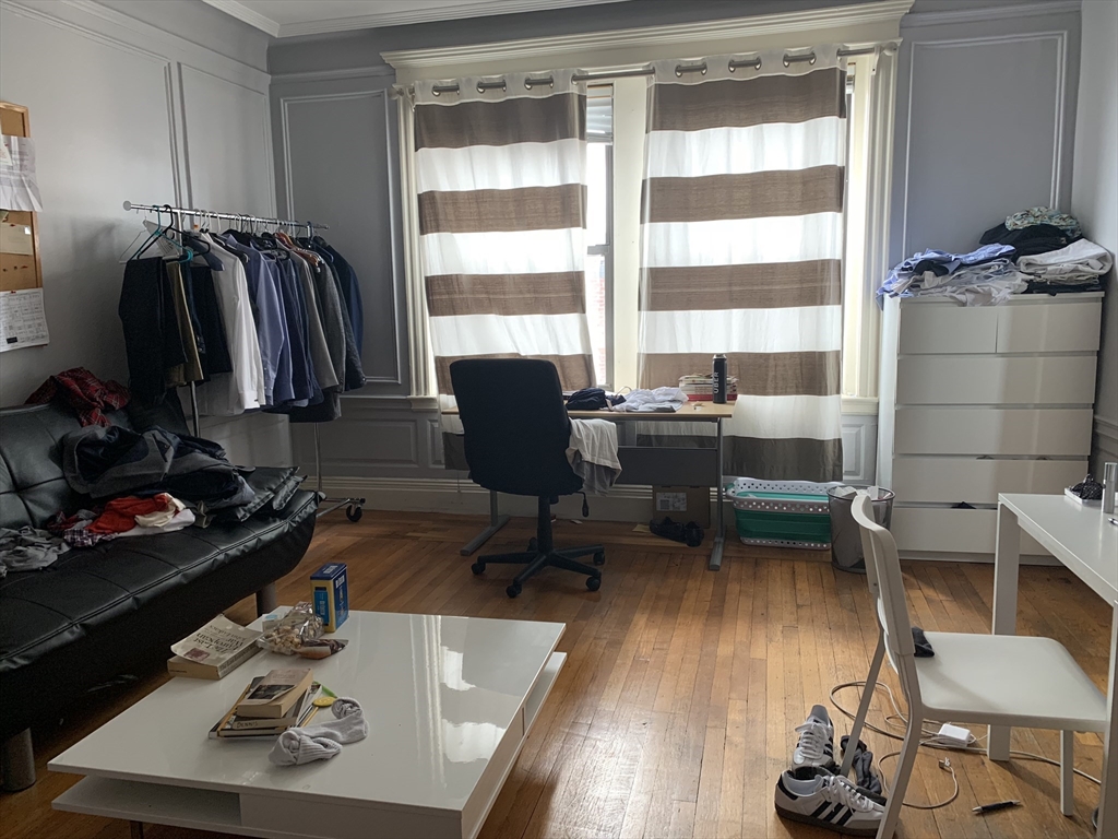 466 Commonwealth Ave # 604