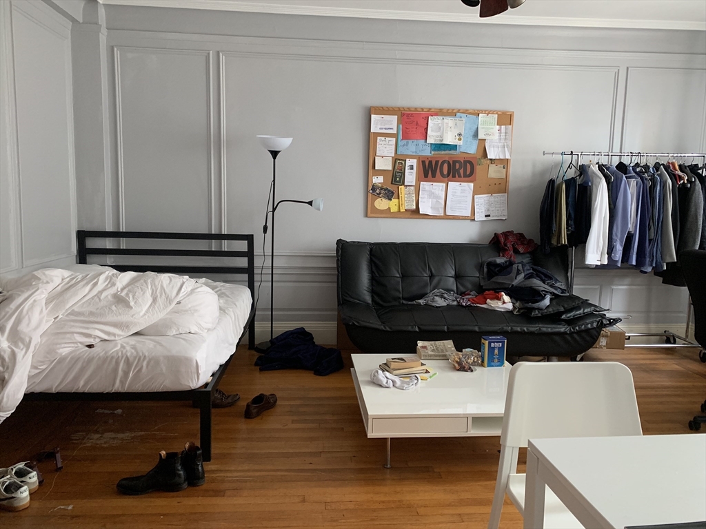 466 Commonwealth Ave # 604