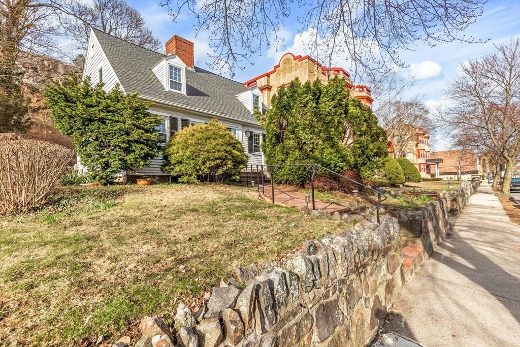 611 Franklin St