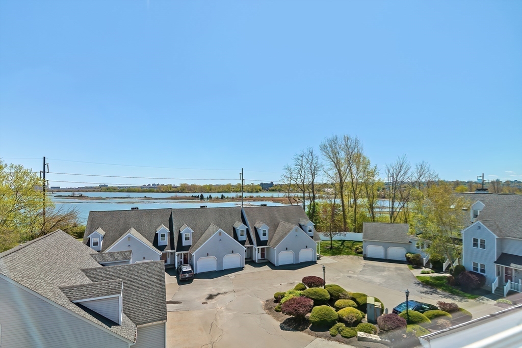 109 Salem St # 205