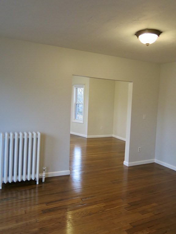 218 Whitman Ave Unit: 2