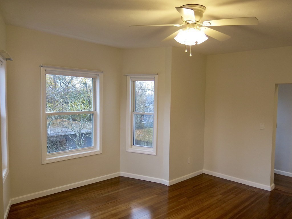 218 Whitman Ave Unit: 2