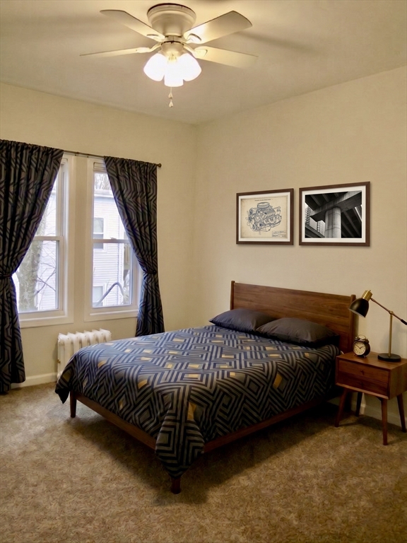 218 Whitman Ave Unit: 2