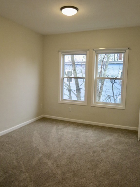 218 Whitman Ave Unit: 2