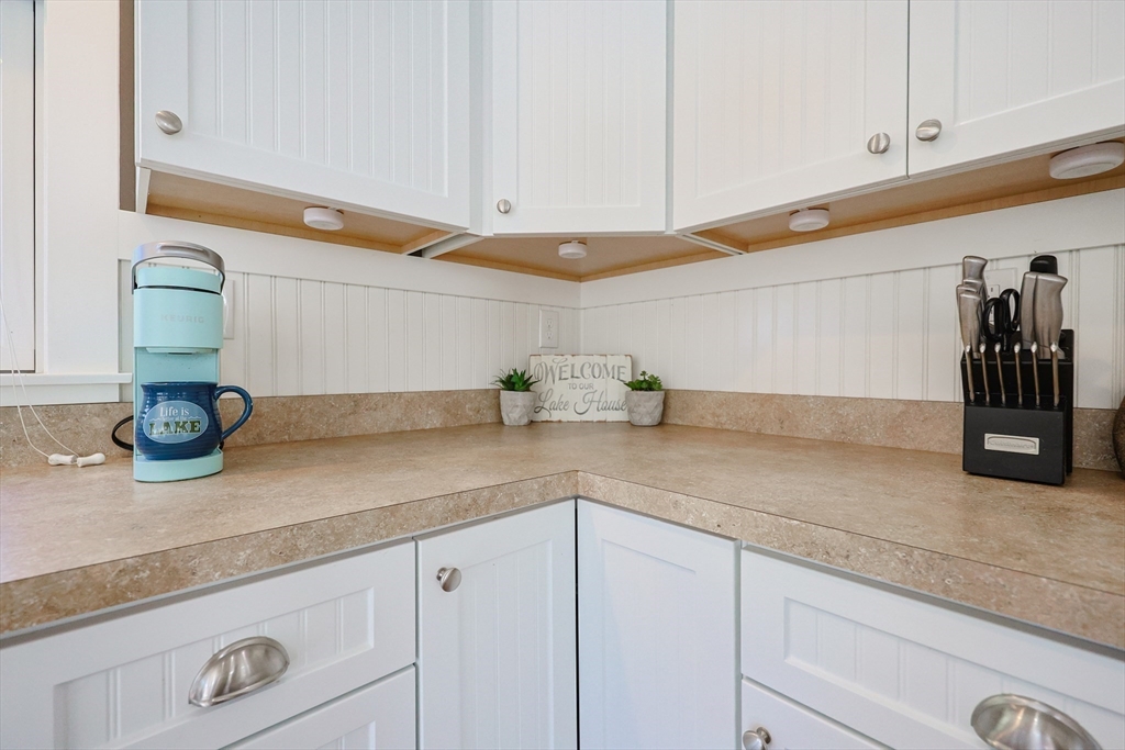 2 Courtview Ln # 2