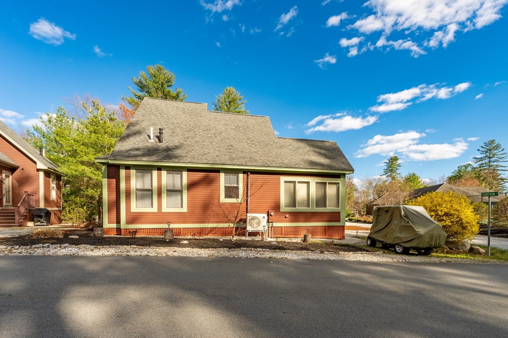 2 Courtview Ln # 2