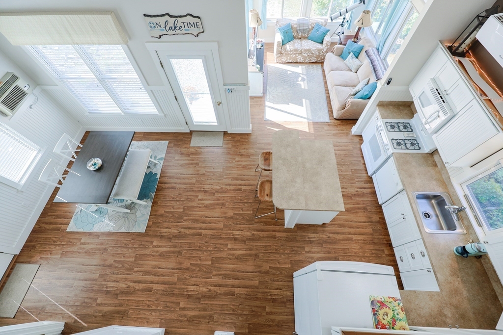 2 Courtview Ln # 2
