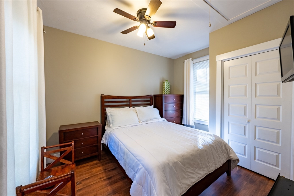 14 Whispering Pines Rd # 14