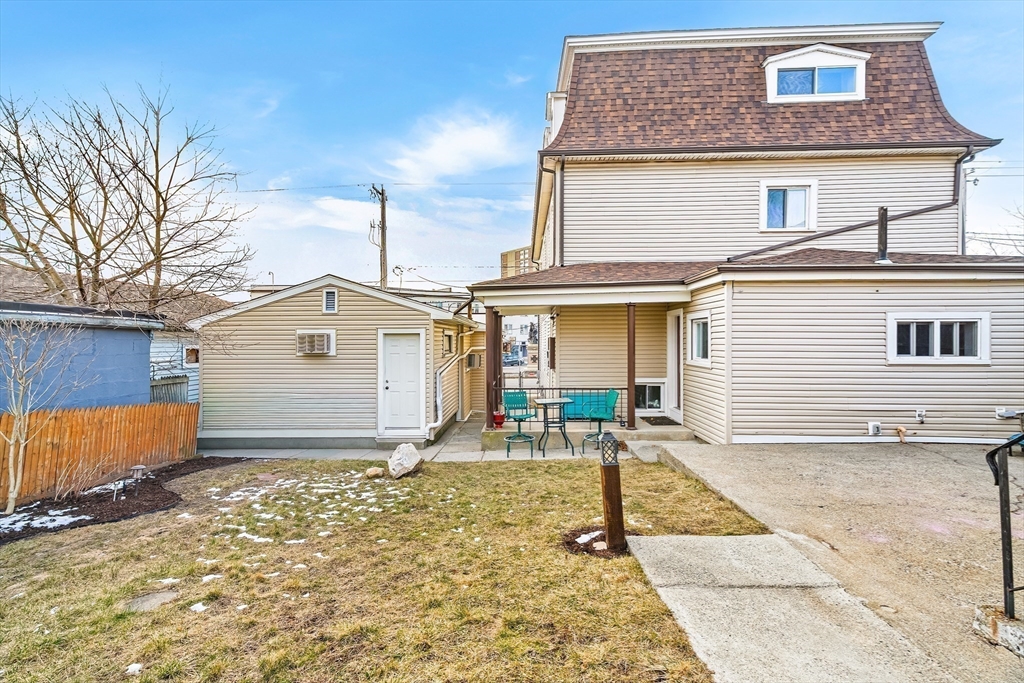 712-722 Eastern Ave # 1