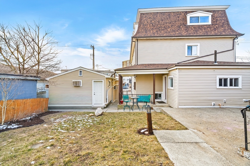 712-722 Eastern Ave # 2