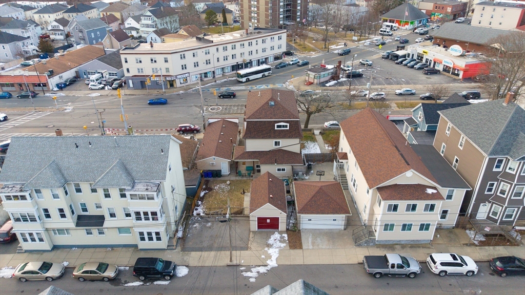 712-722 Eastern Ave # 3