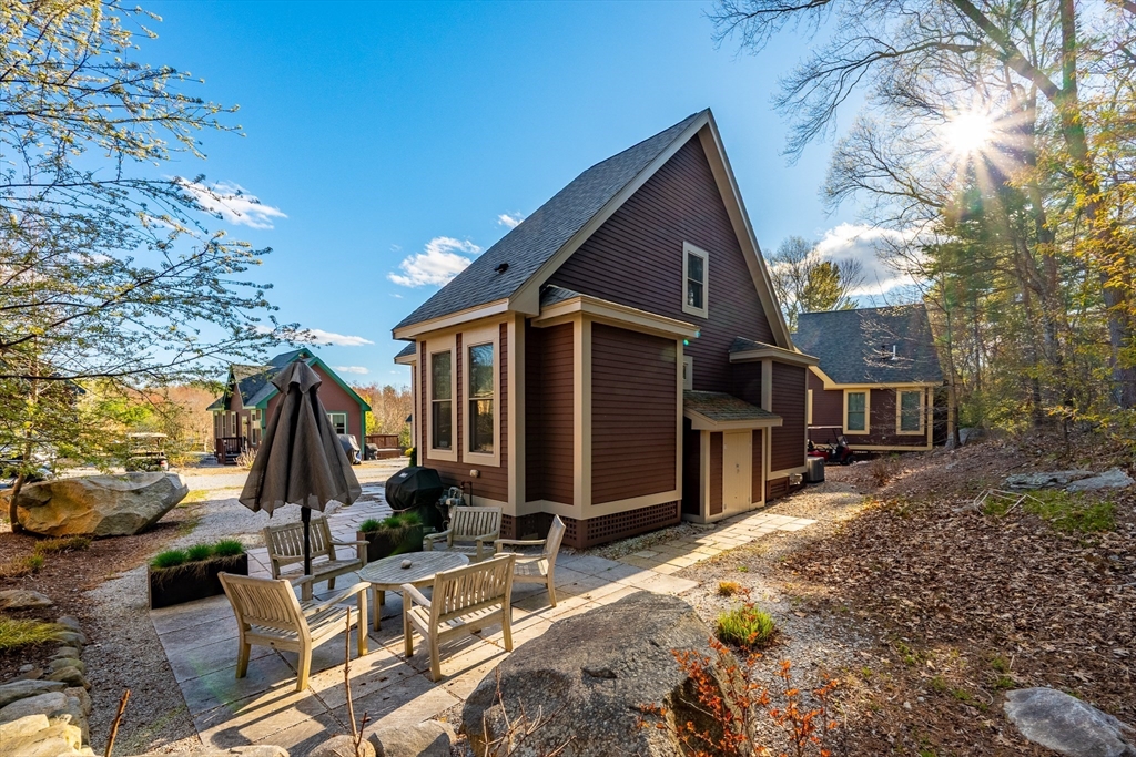 13 Farmhouse Row # 13