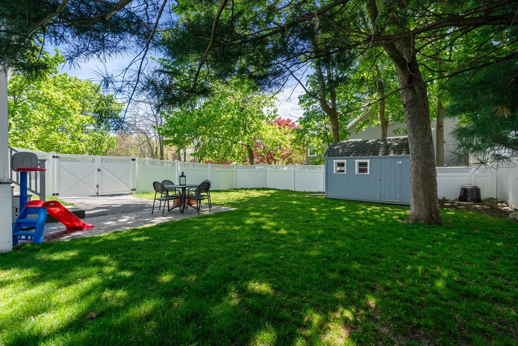 50 Stow St