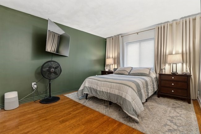 7 Park Ave # 25